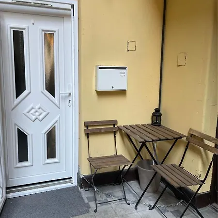 Oazu Downtown Flat *